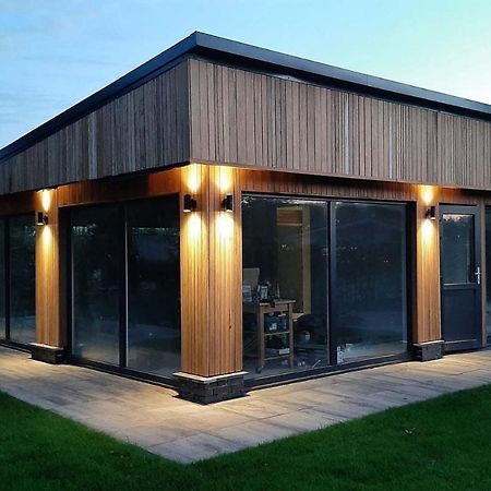 Luxe Recreatie Bungalow No 10 Scherpenisse Eksteriør billede